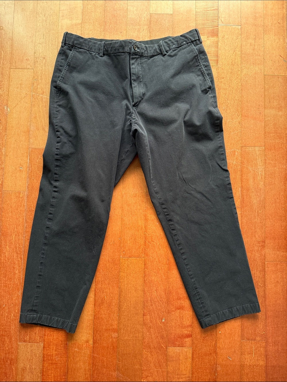 Uniqlo Men's Black Chino Pants
